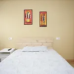 Piso De 4 Habitaciones A Un Paso Del Centro De Oviedo